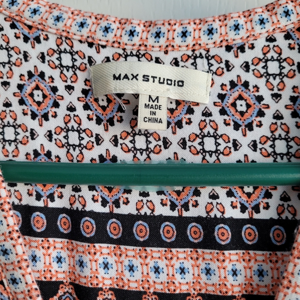 Max Studio blouse - Picture 2 of 5
